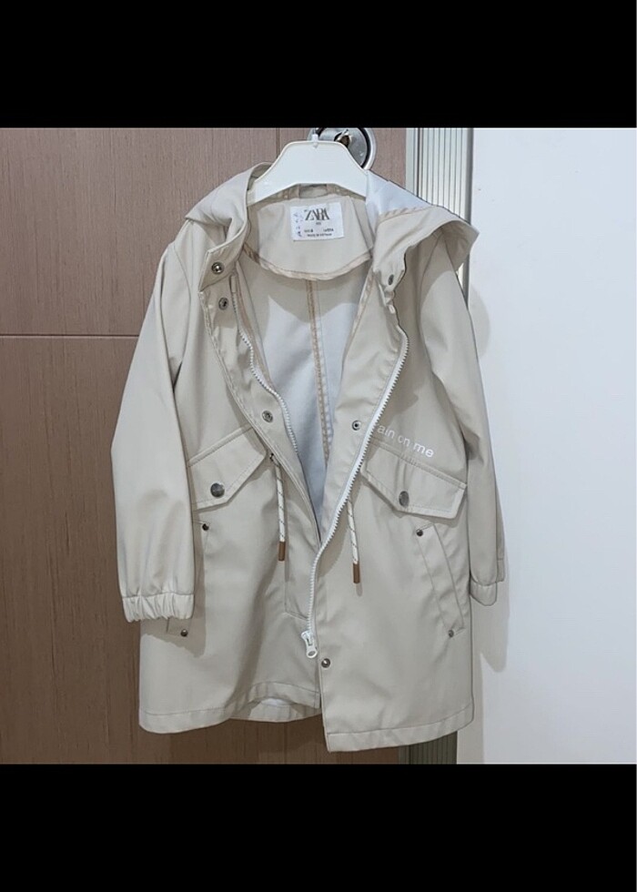 Zara Yağmurluk 6 yaş - Görsel 4