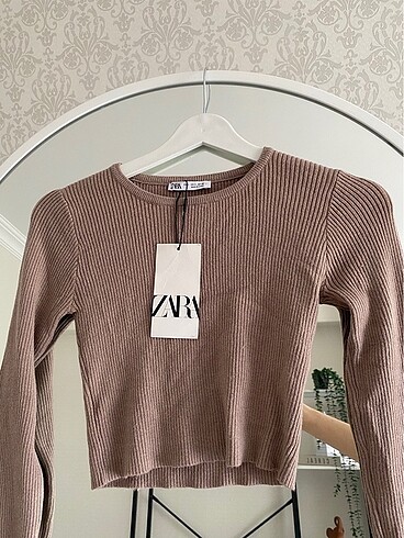 Zara Zara crop kazak