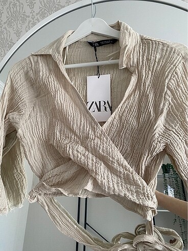 Zara Zara kruvaze bluz