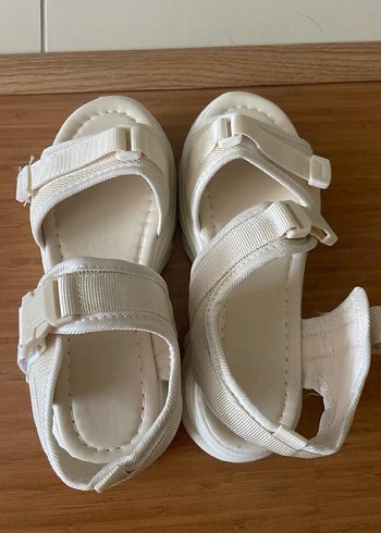 Diğer Beyaz Dolgu Topuklu Spor Sandalet