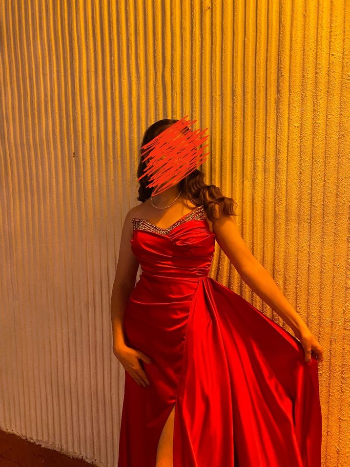 Klasik Şıklık Kırmızı Uzun Abiye Elbise - Görsel 2