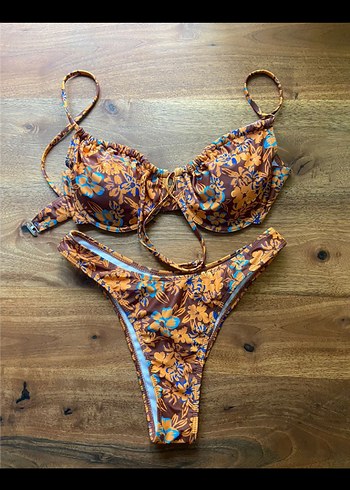 Kahverengi Çiçek Desenli Bohem Bikini