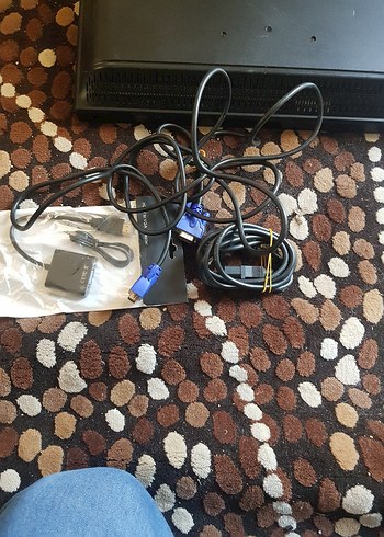 19 inç tv monitör kabloları mevcut tv ye dönüştürücü kablo var - Görsel 3