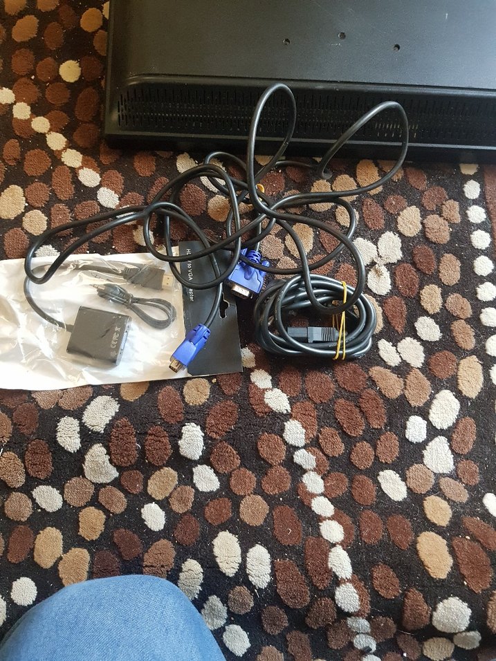 19 inç tv monitör kabloları mevcut tv ye dönüştürücü kablo var - Görsel 3