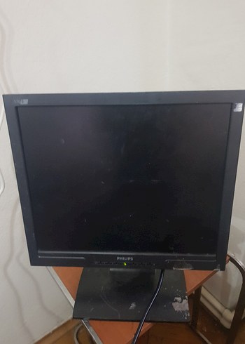 Siyah Masaüstü Bilgisayar Monitörler 7 adet hepsi sağlam - Görsel 4