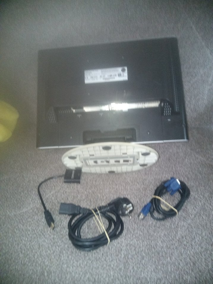 19 inç monitor TV sağlam - Görsel 2