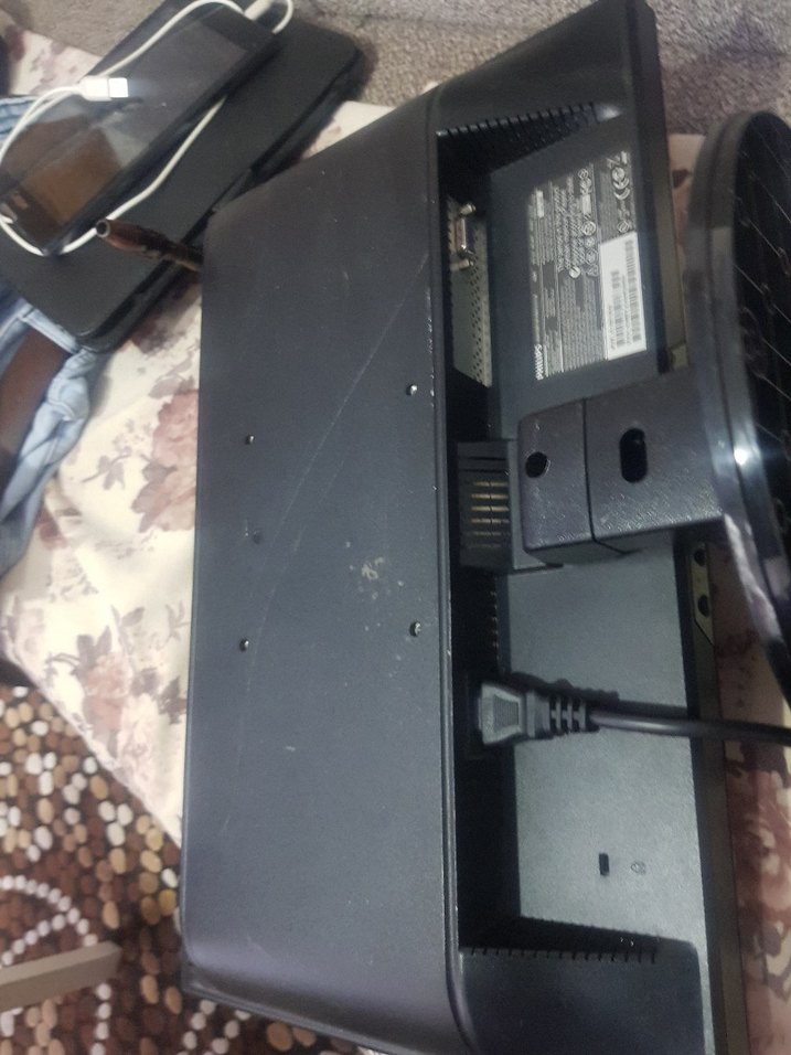 Siyah Philips Monitör 19.5 inc - Görsel 3