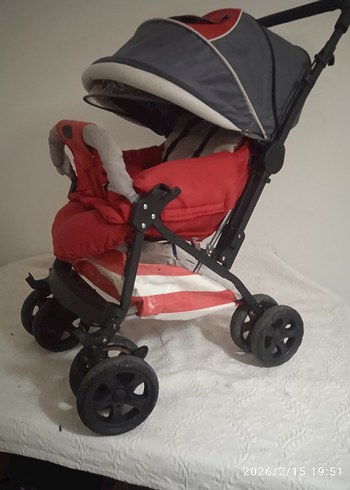 Gri ve kırmızı bebek arabası - Görsel 9