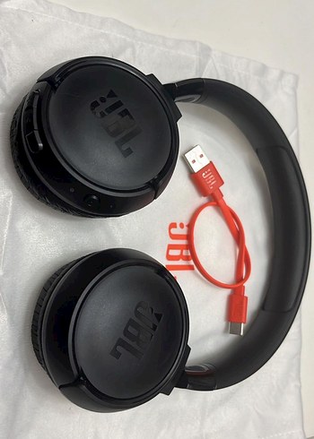 JBL 520Bt Kablosuz Kulaklık | 2 Yıl garantili