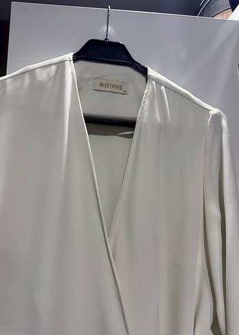 Beyaz Uzun ferace Kadın Elbisepiliseli detay - Görsel 5