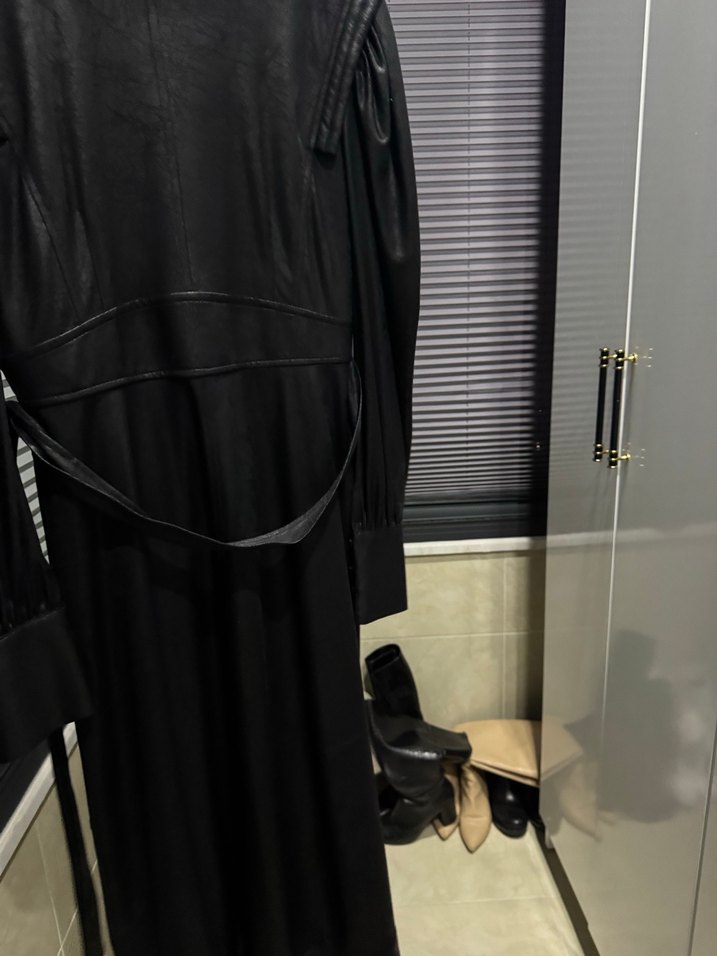 Siyah elbise - Görsel 3