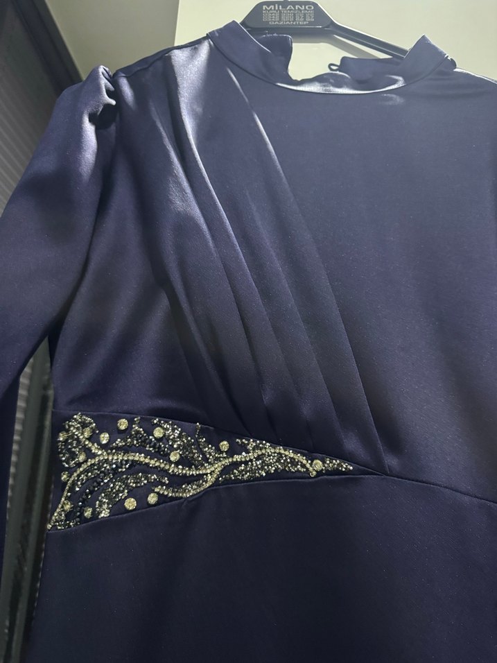 Drapeli İşlemeli lacivert Uzun Abiye Elbise - Görsel 3