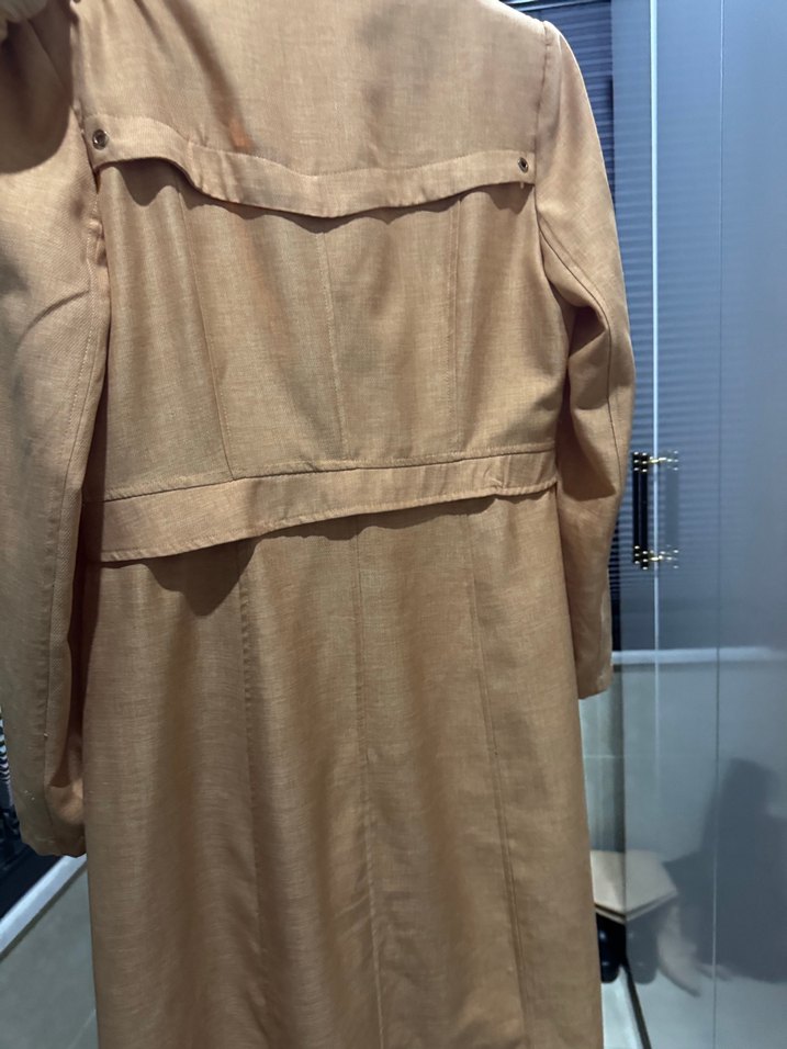 Bej Kadın Uzun Kemerli pardesü - Görsel 4