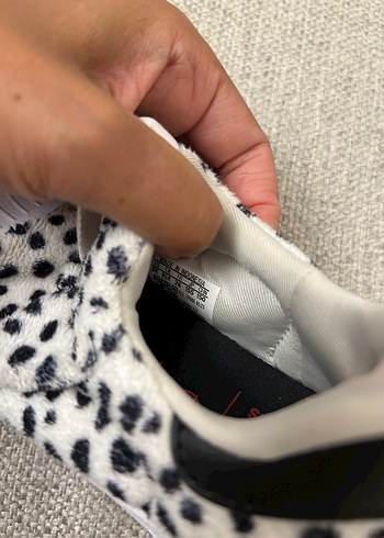 26 Beden beyaz Renk Adidas dalmaçyalı süperstar