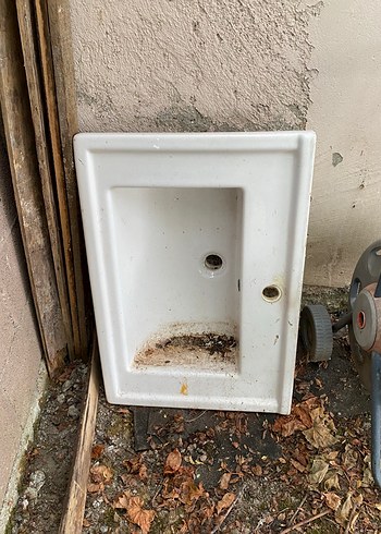 Beyaz Seramik Lavabo