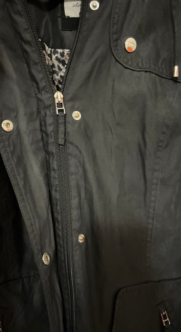 Düğmeli SiyahUzun Kadın mont - Görsel 4