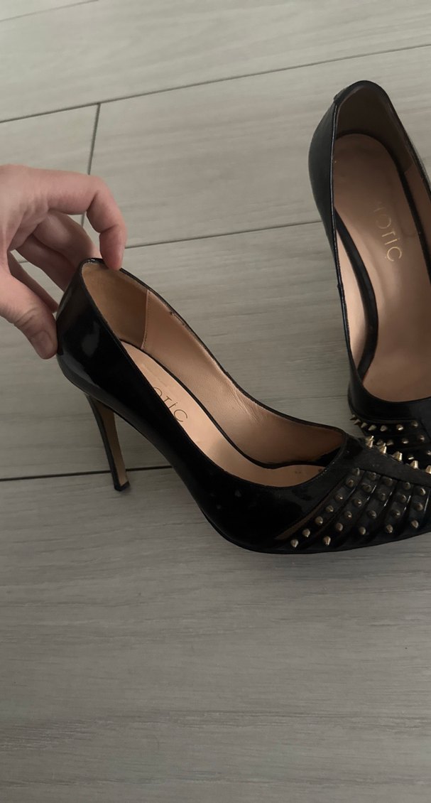 Sivri Burunlu Siyah Deri Stiletto - Görsel 3