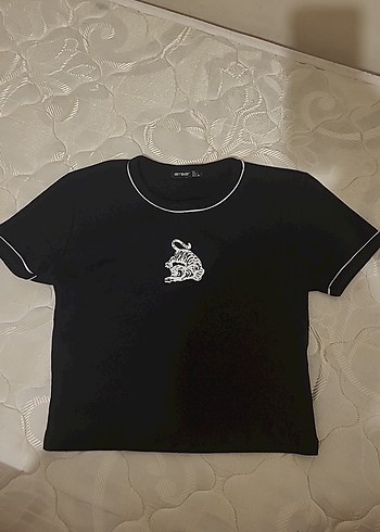 Diğer Siyah Baskılı Kısa Kollu Crop Tişört