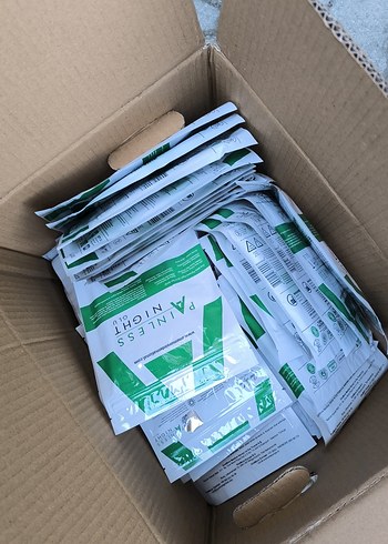 Yeşil ve Gri Yazıcı Sarf Malzemesi Paketleri - Görsel 4