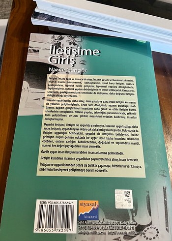 İletişime Giriş - Nazife Güngör