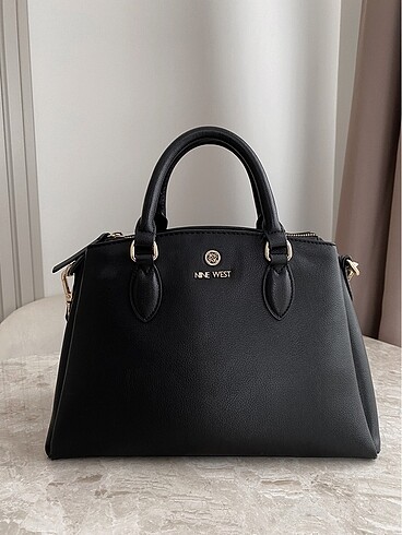 NINE WEST KOL ÇANTASI
