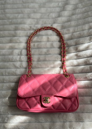 Chanel Pembe Zincir Detaylı Deri Kadın Çanta