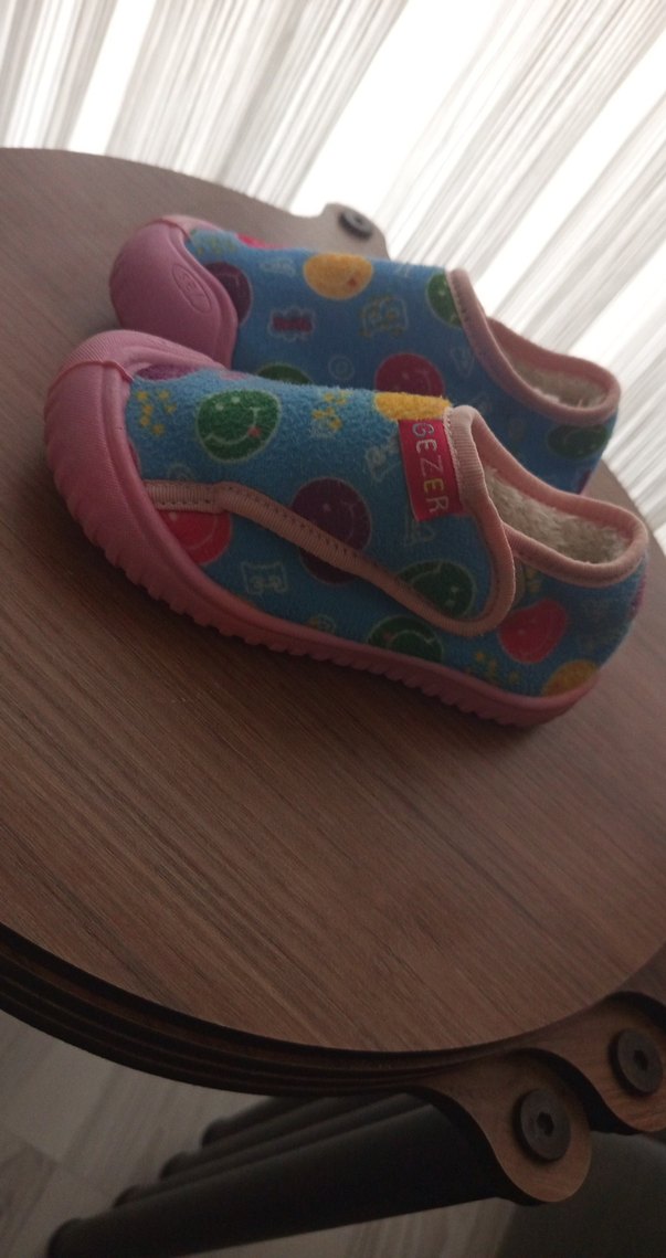 Kız Çocuk Renkli Bağcıksız Ev Terliği - Görsel 2