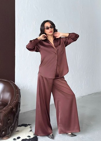 Kadın Kahverengi Uzun Saten Bol Paça Pantolon - Görsel 3