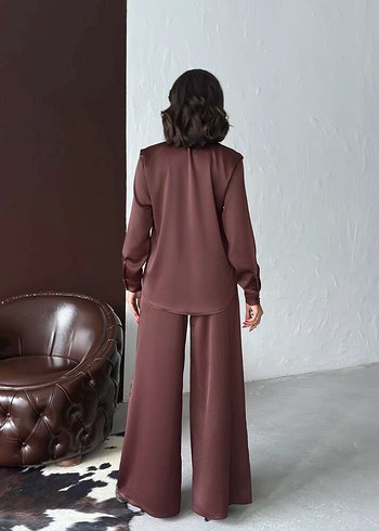 Kadın Kahverengi Uzun Saten Bol Paça Pantolon - Görsel 4