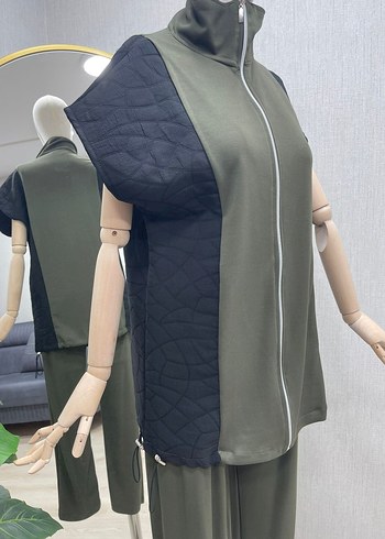 Kadın Kısa Kesim Kemerli Yüksek Yakalı Takım - Görsel 4