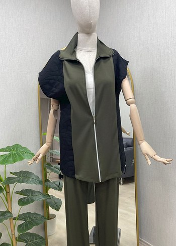 Kadın Kısa Kesim Kemerli Yüksek Yakalı Takım - Görsel 7