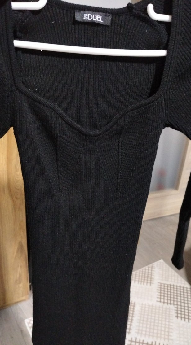 Siyah V Yaka Uzun Kollu Triko Elbise - Görsel 3