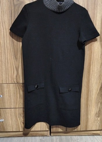 Siyah Kısa Kollu Midi Elbise - Görsel 2