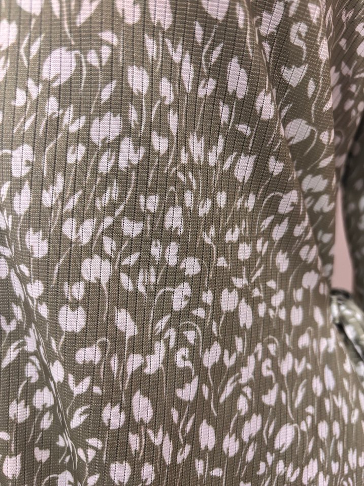 Düğmeli Uzun Kollu Çağla yeşili tunik özel tasarım - Görsel 4