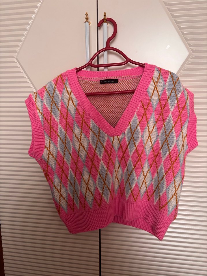 Pembe Desenli V Yaka Örgü Kadın Süveter - Görsel 2