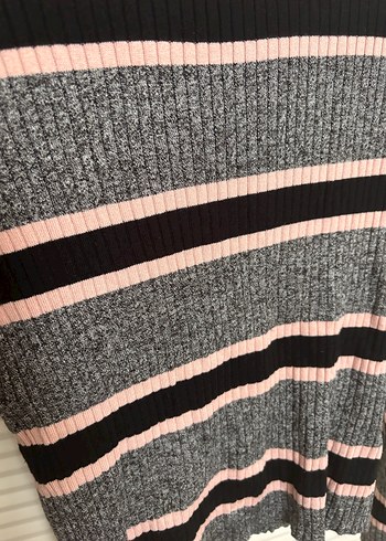 Çizgili Gri Yüksek Yakalı Kadın Kazak - Görsel 2