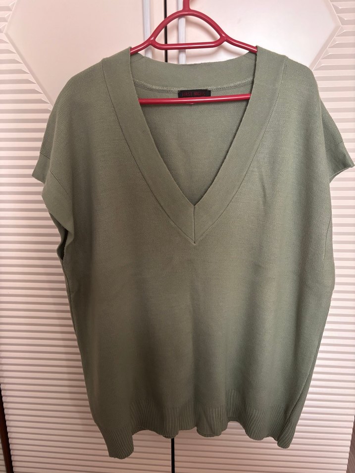 Soft Yeşil v yaka  Örgü Kadın Kazak - Görsel 2