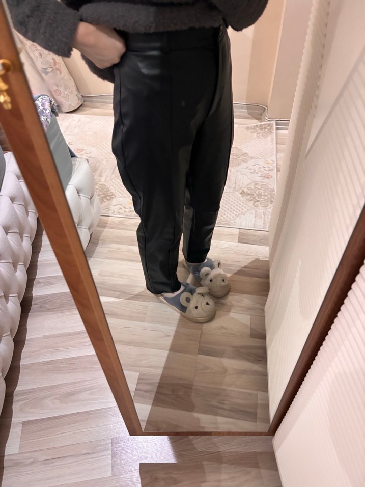 Düğmeli Siyah Deri kadın Pantolon - Görsel 2