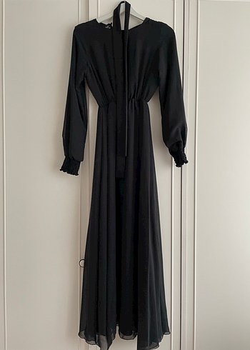 Uzun Siyah Gotik Saten Elbise