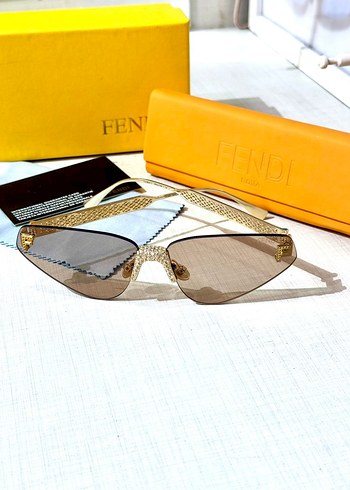 Fendi Bej Payetli Fendi Kadın Gözlük