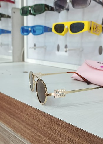 Miu Miu Bej Tokalı Parisian Kadın Güneş Gözlüğü