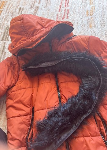 40 Beden kiremit tonu Kürklü Kadın Kışlık Mont