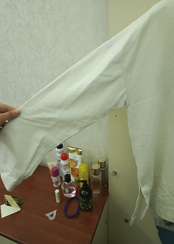 Beyaz Kapüşonlu Uzun Kollu Baskılı Sweatshirt - Görsel 3