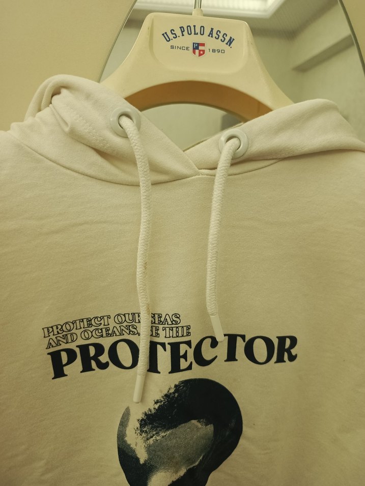 Beyaz Kapüşonlu Uzun Kollu Baskılı Sweatshirt - Görsel 2