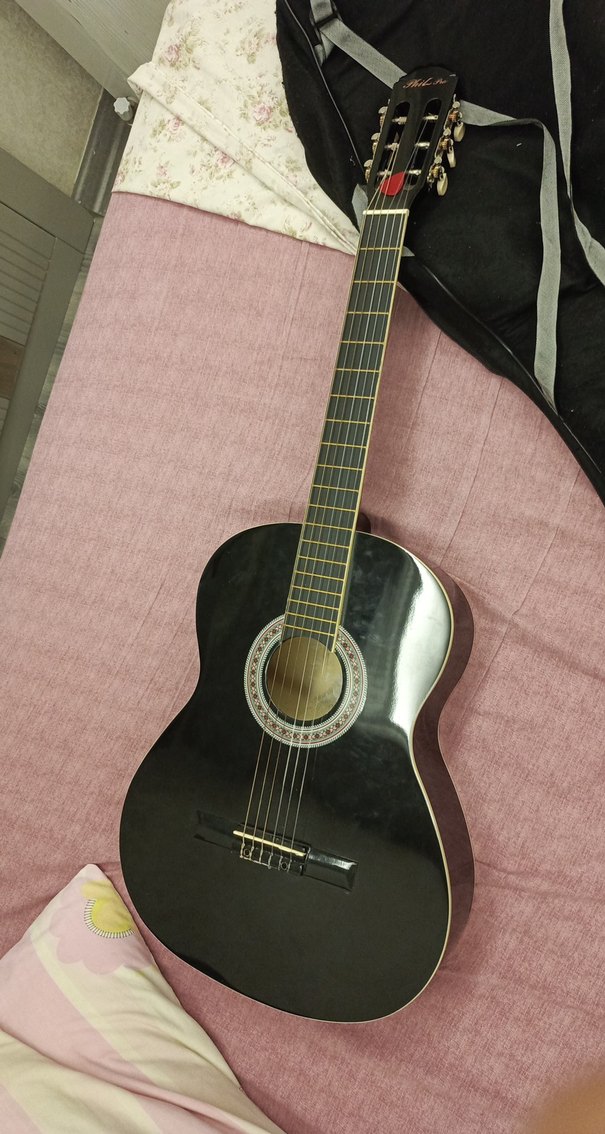 Siyah Klasik Gitar - Görsel 4