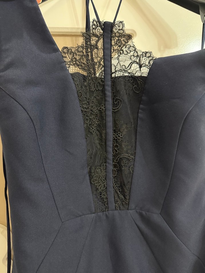 Siyah Dantel Detaylı Mini Gotik Abiye Elbise - Görsel 4