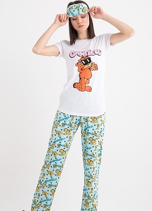garfield beyaz pijama