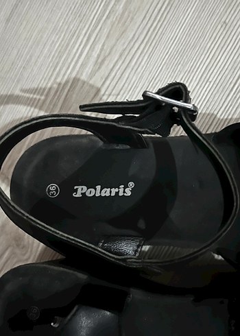Polaris Siyah Minimalist dolgu Topuklu Kadın Sandalet