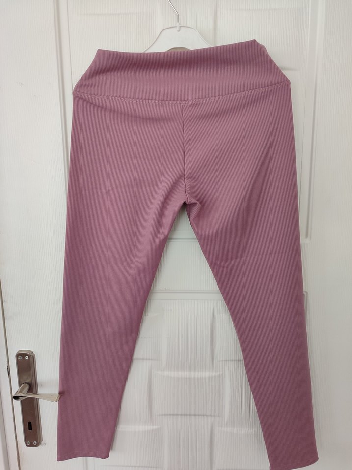 hiç kullanılmamış lila tayt - Görsel 3