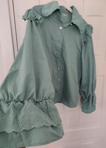 Düğmeli Yeşil Keten Gömlek - Görsel 3